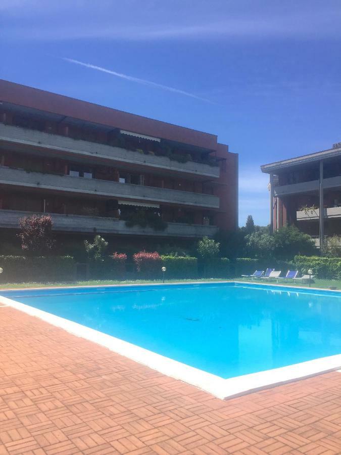 Casa Palazzo Apartment Десенцано дел Гарда Екстериор снимка